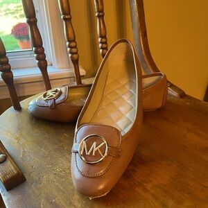 Leather Michael Kors Flats
